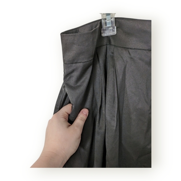 NWT Plus Size Cider High-Waisted Joggers with Pockets - Picture 5 of 6